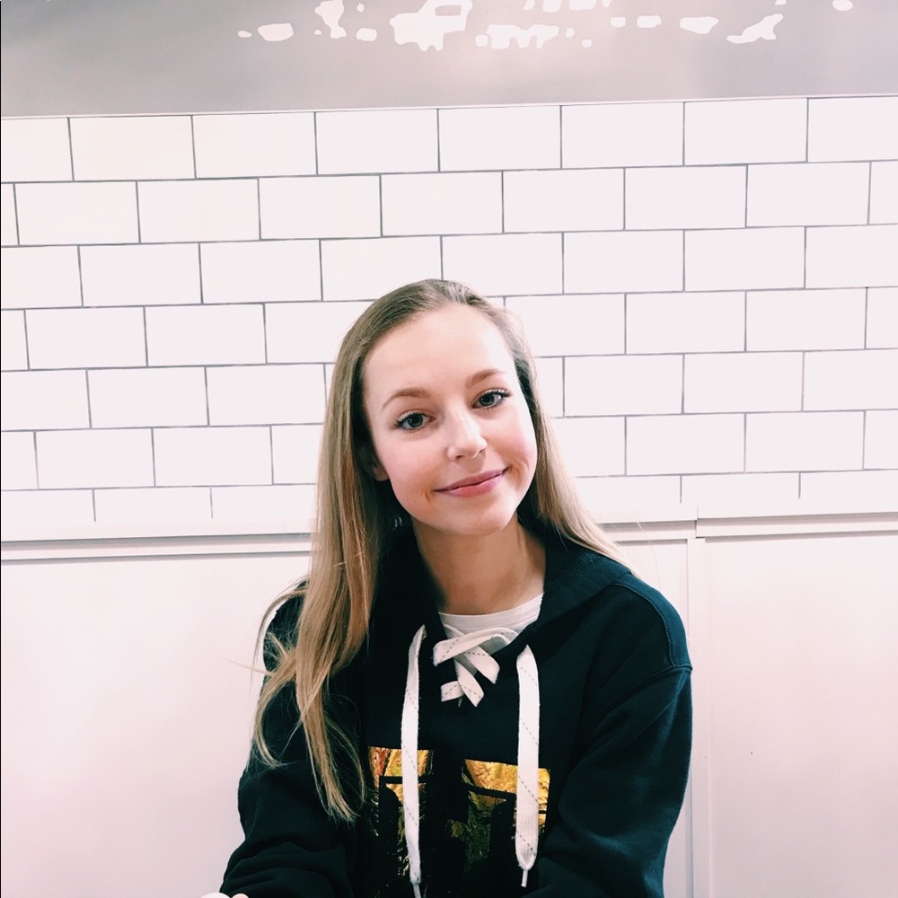 Meet your Posher, Kendrakendra